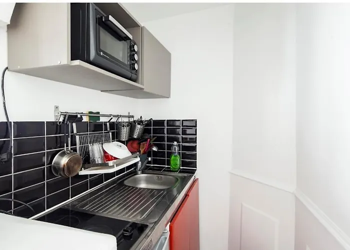 Appartement Deux Pièces En Plein Cœur De