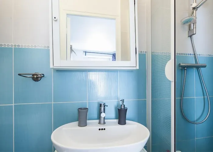 Deux Pièces En Plein Cœur De